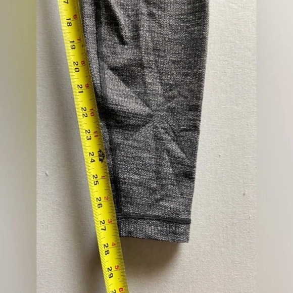 Lululemon Athletica heather black yoga leggings Sz 8 - Picture 8 of 10